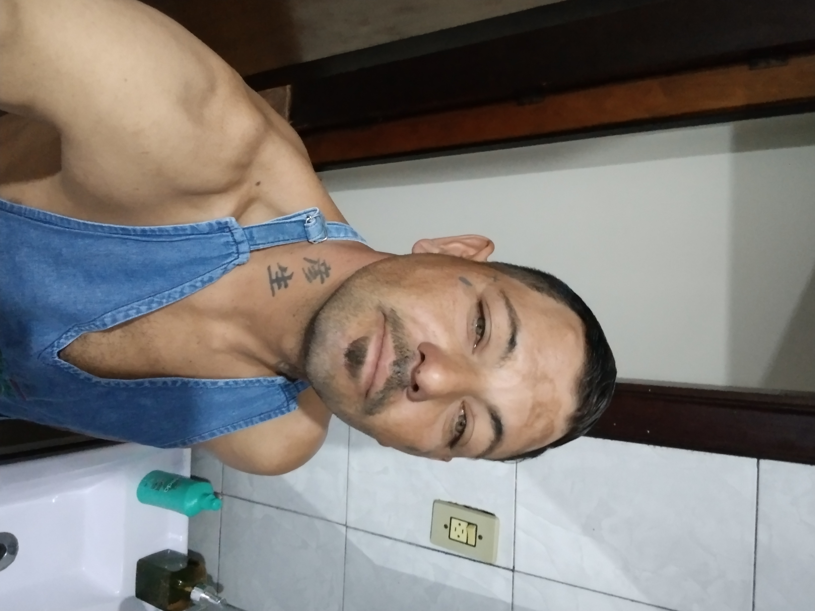 Acompanhante só pra mulheres 