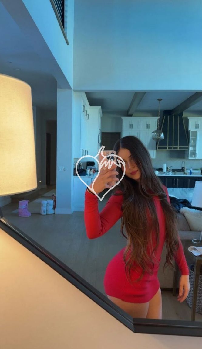 Foto de Ninfetinha completa, acompanhante de luxo 
