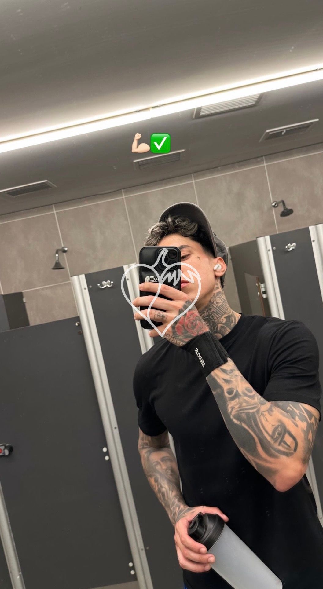 Branquinho tatuado 