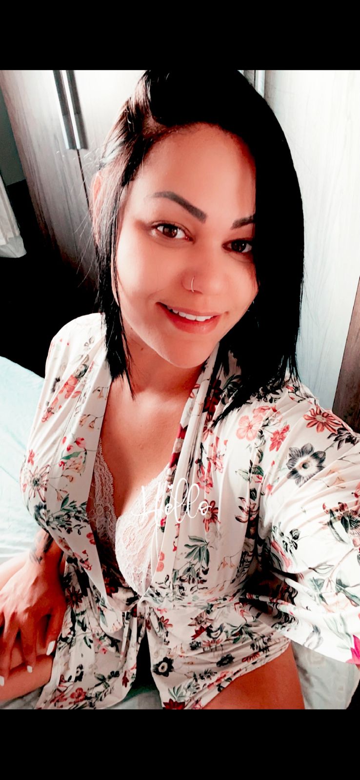 Transmissão ao vivo de Luna Santos