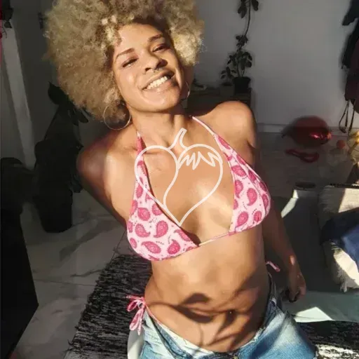 Naomi Campos