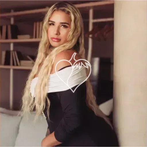Júlia Angel