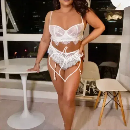 Capa de Lara Nogueira
