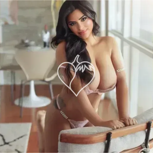 Thayla Mendes