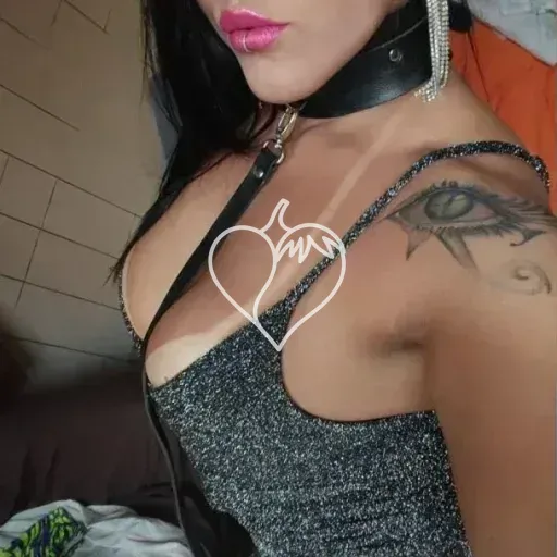 RebeccaSantosatriz