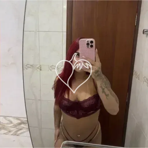 Capa de Agatha Reis