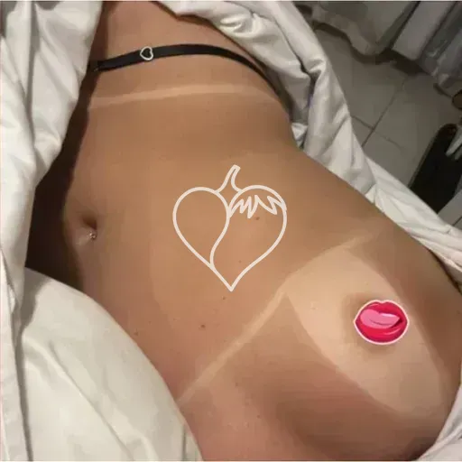 Capa de Julia Avelar