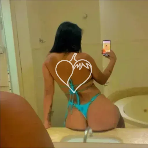 Capa de Laura Medeiros