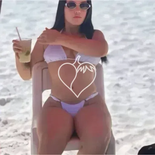 Amanda Caroline