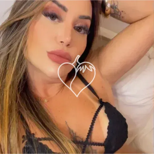Capa de Camila Ferrari