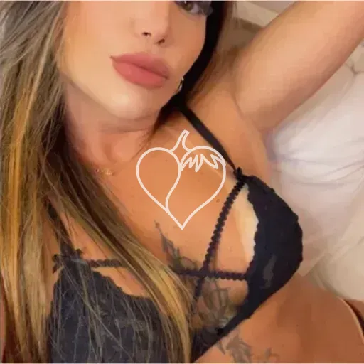Camila Ferrari