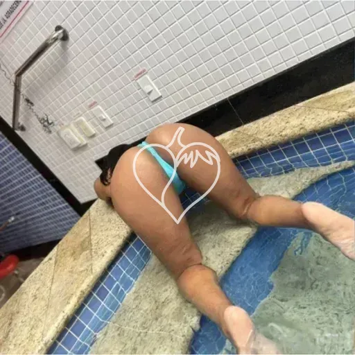 Capa de isadora pimentinha