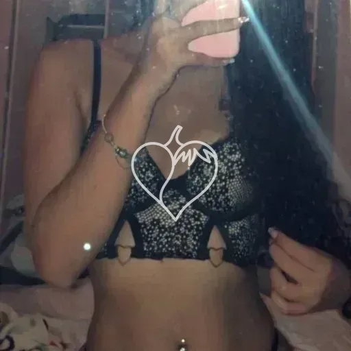 Phamela Dos Santos