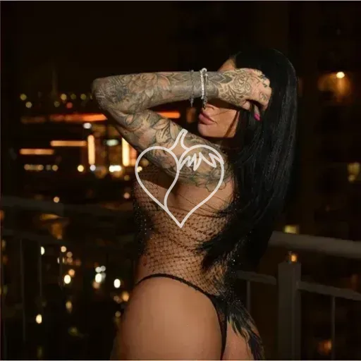 Capa de Agatha Avilar
