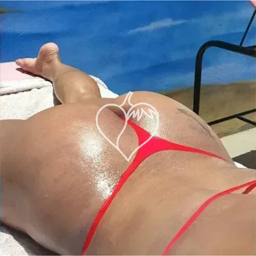Thaís