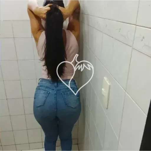 Letícia Barcelos