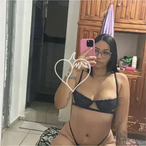 Capa de Isabelly Garcia