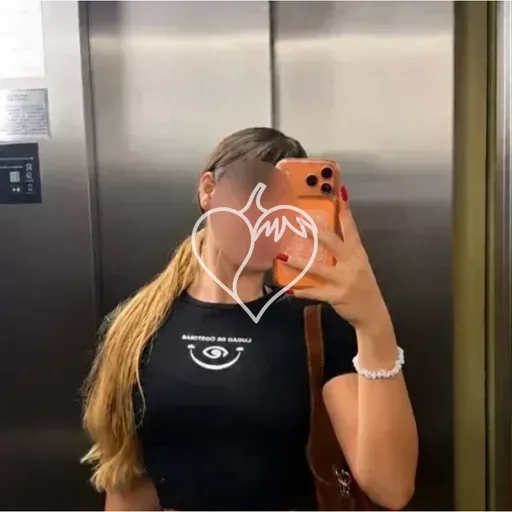 Nanda Medeiros