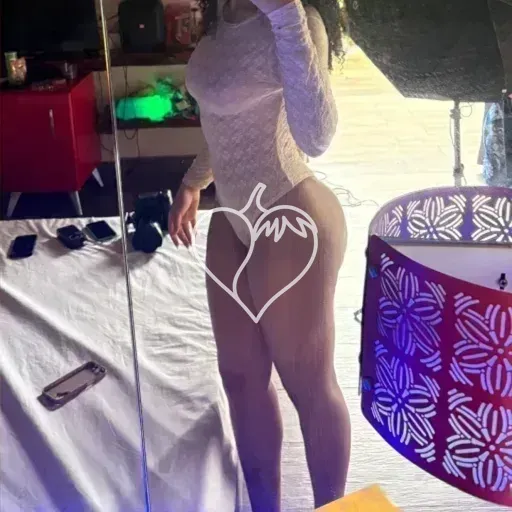 Brenda Fernandes