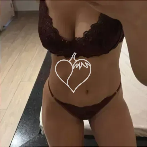 Brenda Fernandes
