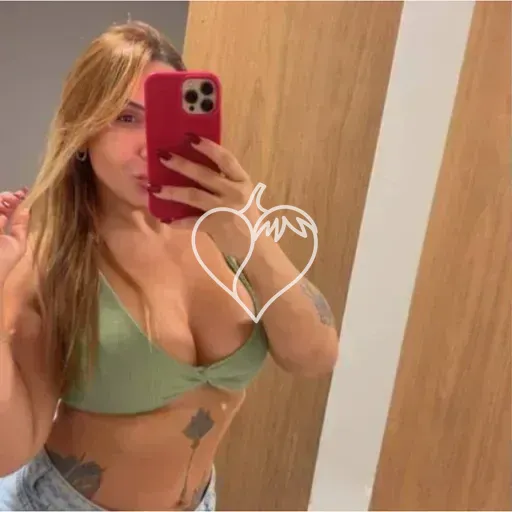 Capa de Laura Rezende