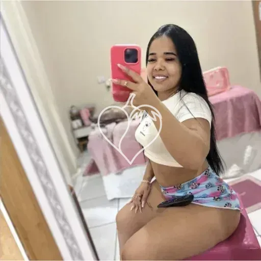 Larissa Dias