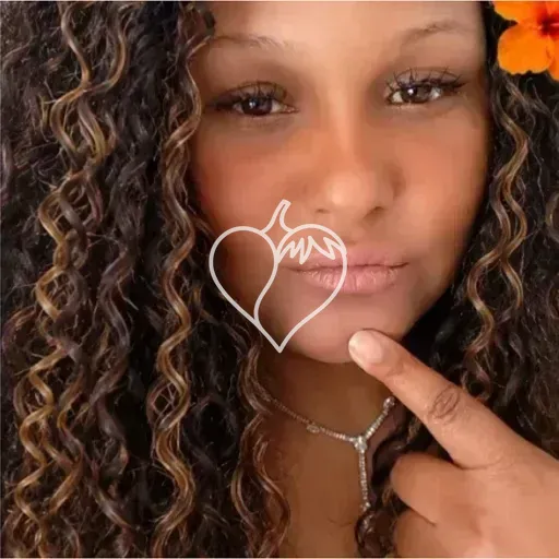 Capa de Camila Santos