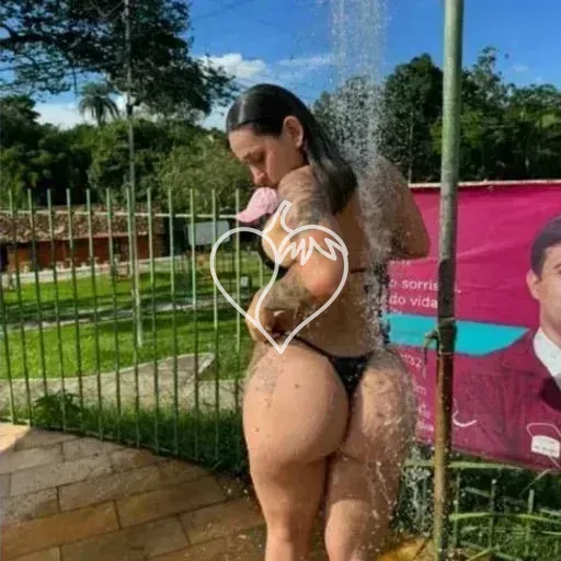 LARA ESCOBAR