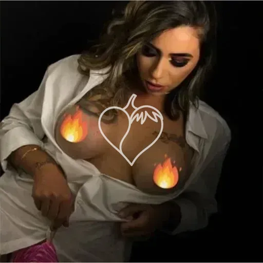 LARA ESCOBAR