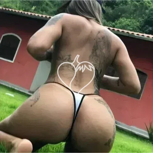LARA ESCOBAR