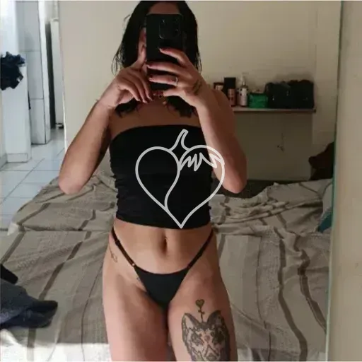 Julia Santos