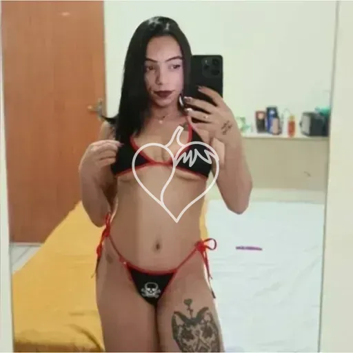 Capa de Julia Santos
