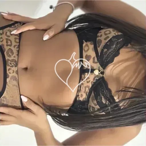 Capa de Fernanda Siqueira