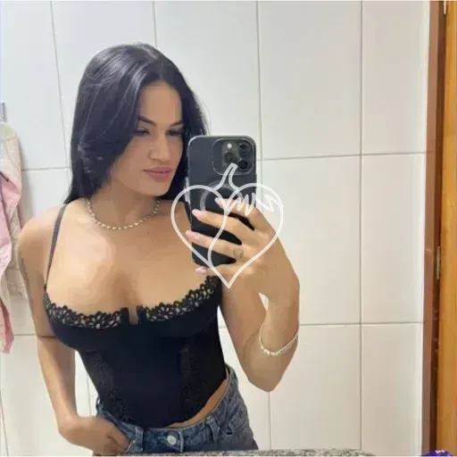Bia Oliveira