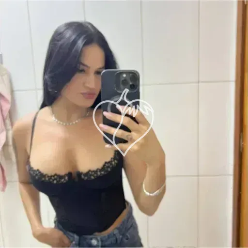Bia Oliveira
