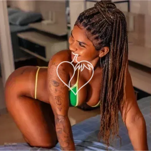 Capa de Izadora Lina
