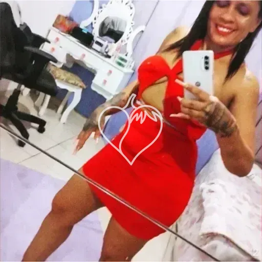 Camila Barros