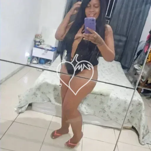Camila Barros