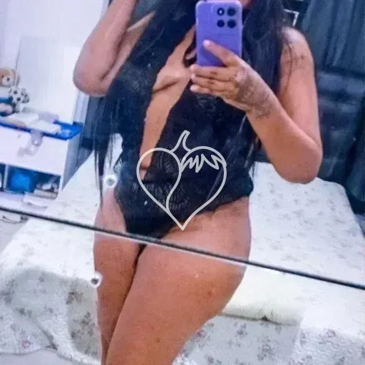 Camila Barros