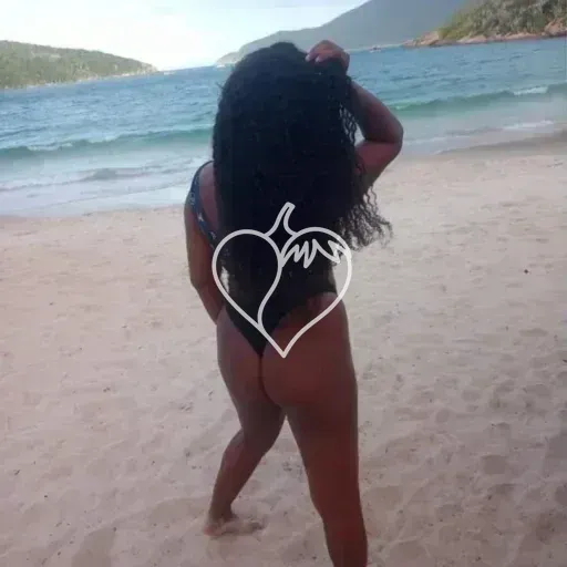 Capa de Maya Morenna