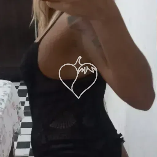 Renata Tavares