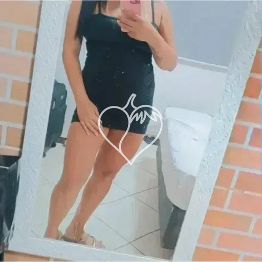 Julia Dias
