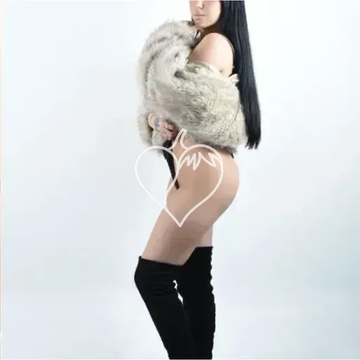 Mia Monroe