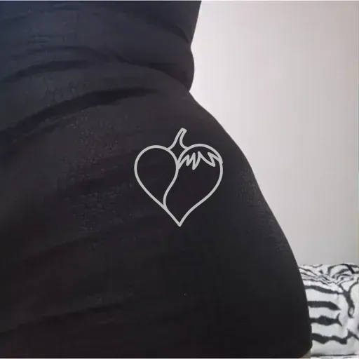 Thaís